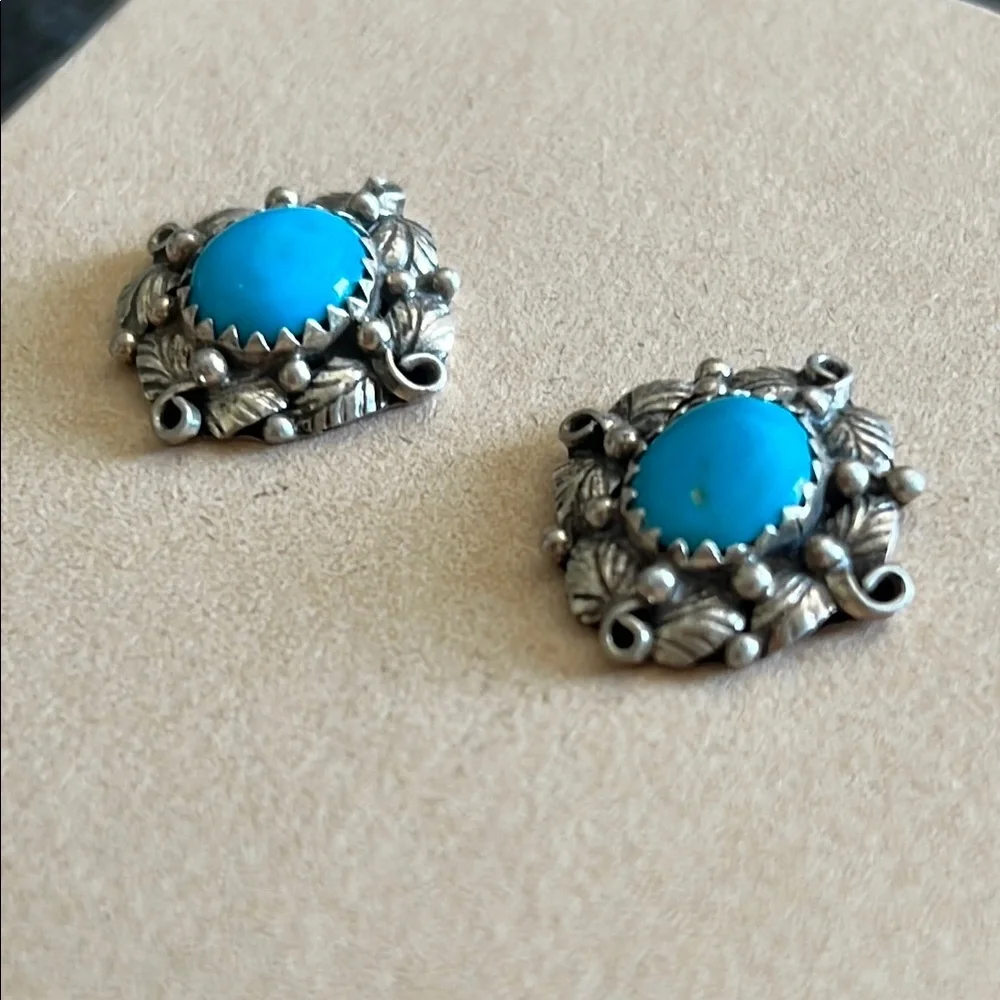 Native American Sterling Silver Leaf Stud Sleeping Beauty Turquoise Earrings - Picture 2 of 4